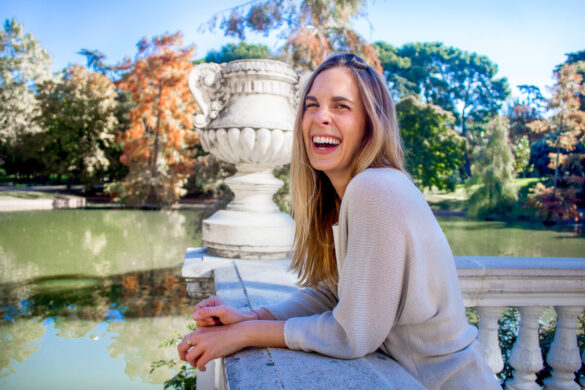 Lauren Bonheim, Mindset Coach in Retiro Park, Madrid